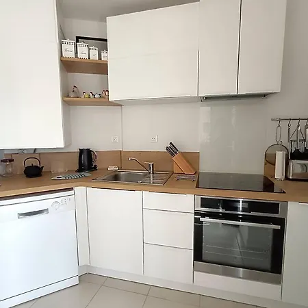 Bel 4 Pers Avec Parking Et Wifi Au Centre-ville De - Fr-1-368-454